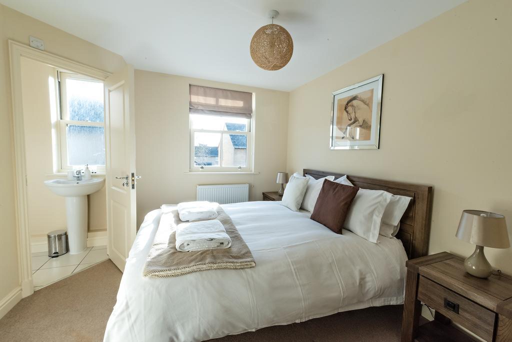 Camstay New Street Cambridge  Room photo